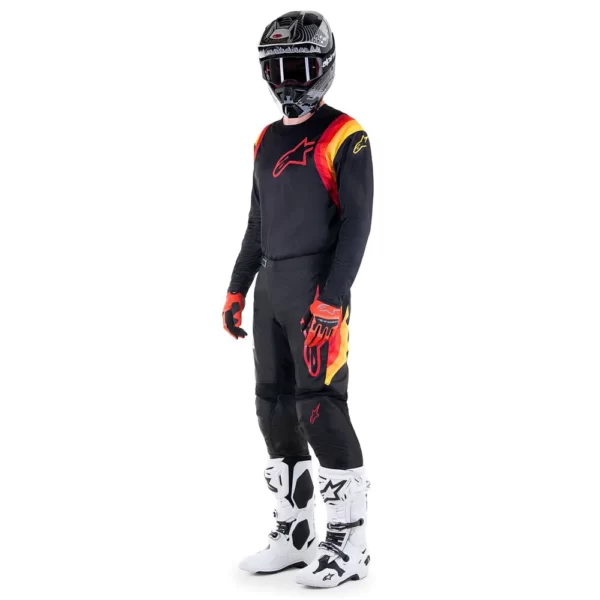 equipacion motocross alpinestars 2023 corsa en negro y azul disponible en crosscountry shop madrid (6)